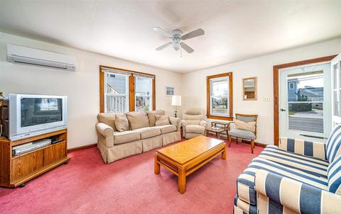 204 S Commonwealth Ave, Strathmere, NJ 08248 photo 3