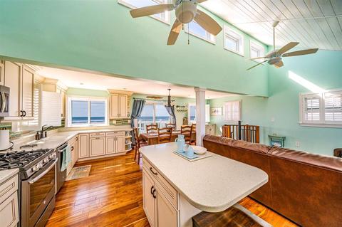 2300 Commonwealth Ave, Strathmere, NJ 08248 photo 4