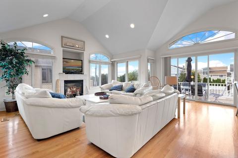89 37th St, Avalon, NJ 08202 photo 4