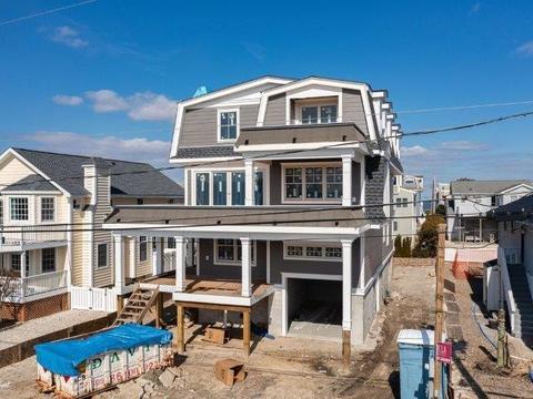 335 7th St, Avalon, NJ 08202 photo 1