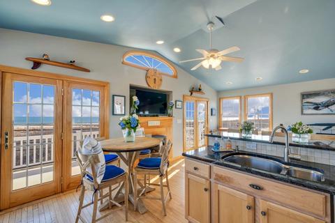 2704 S Commonwealth Ave, Strathmere, NJ 08248 photo 5