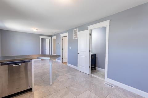 140 E Bates Ave, Villas, NJ 08251 photo 9