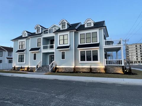 307 Orchid Rd, Wildwood Crest, NJ 08260