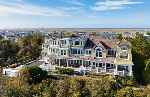 5475 Dune Dr, Avalon, NJ 08202