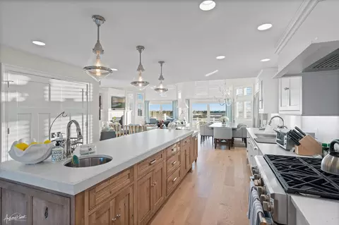 526 7th St, Avalon, NJ 08202 photo 9