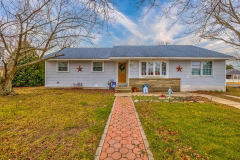 90 Pacific Ave, North Cape May, NJ 08204