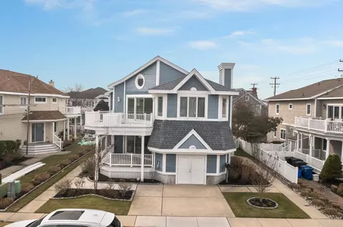 190 74th St, Avalon, NJ 08202
