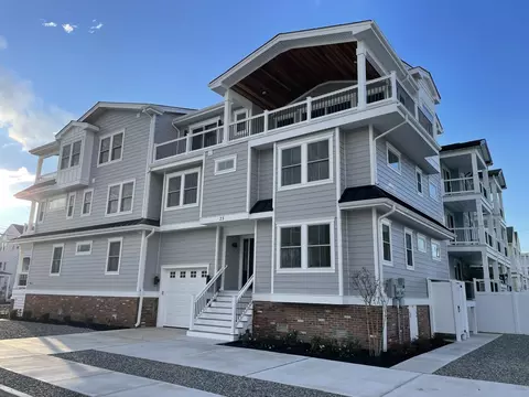 23 53rd St #NORTH, Sea Isle City, NJ 08243