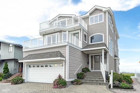 565 7th St, Avalon, NJ 08202 photo 1