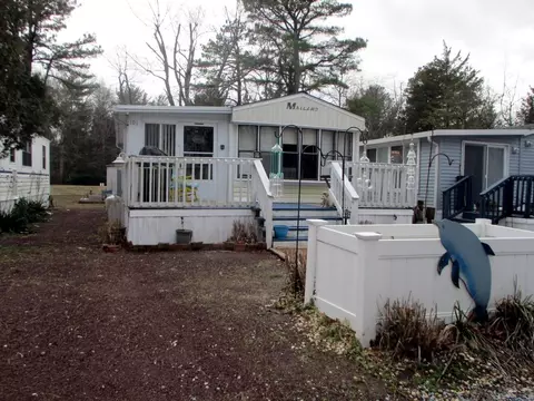 101 Holly Dr #101, Dennisville, NJ 08214