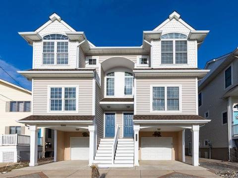 535 W Burk Ave #A, Wildwood, NJ 08260