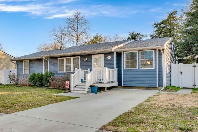 110 Orchard Dr, North Cape May, NJ 08204