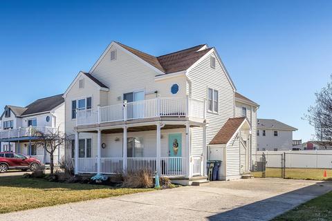 4 Lighthouse Cv #B, Brigantine, NJ 08203