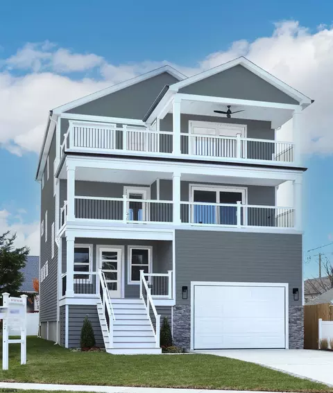 224 N 3rd St, Brigantine, NJ 08203