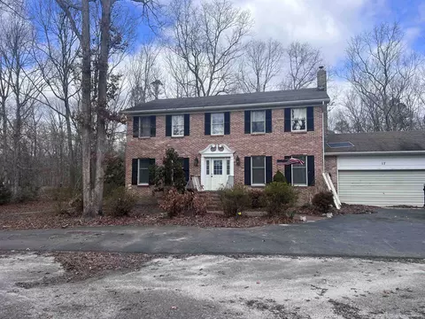 17 E Sunrise Rd, Woodbine, NJ 08270
