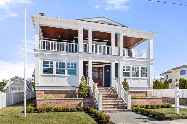 213 57th St, Avalon, NJ 08202