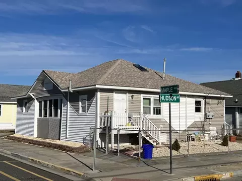401 W Maple Ave, Wildwood, NJ 08260