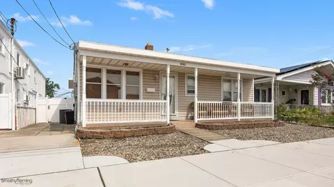 8302 Pacific Ave, Wildwood Crest, NJ 08260