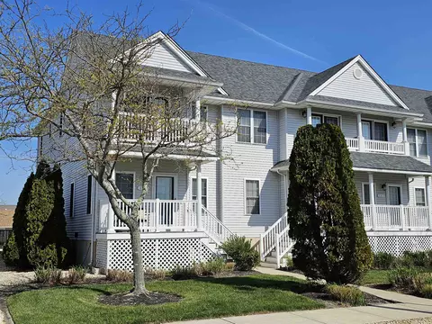 6200 Pacific Ave #104, Wildwood Crest, NJ 08260