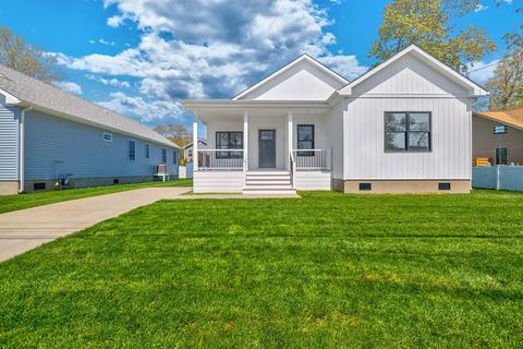 35 Rose Ln, Villas, NJ 08251