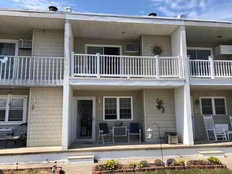18 Oslo Ave #18, Rio Grande, NJ 08260