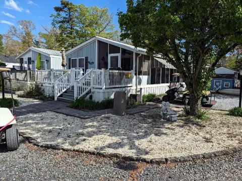 112 Whale Beach Ave #112, Dennisville, NJ 08214