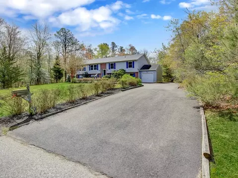 71 W Beaver Dr, Dennis, NJ 08210