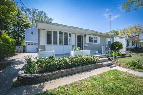 9 Cresse St, Rio Grande, NJ 08242