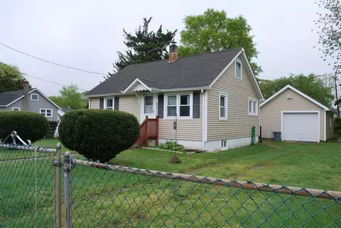 16 Ellery Rd, Villas, NJ 08251