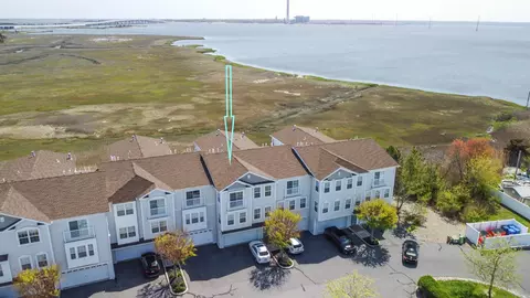 72 Windjammer Dr #72, Somers Point, NJ 08244