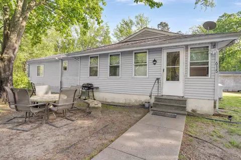 615 W Wiley St, Cape May Court House, NJ 08210