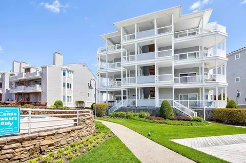 902 Ocean Dr #245, Cape May, NJ 08204