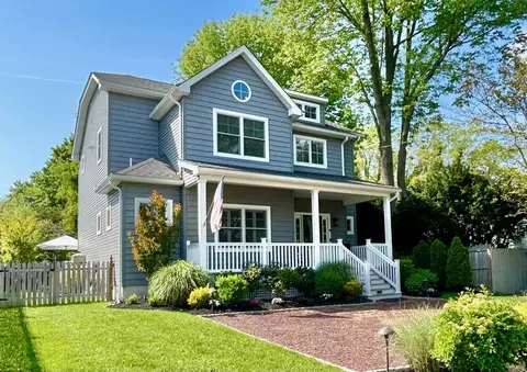 740 Maple Ave, West Cape May, NJ 08204