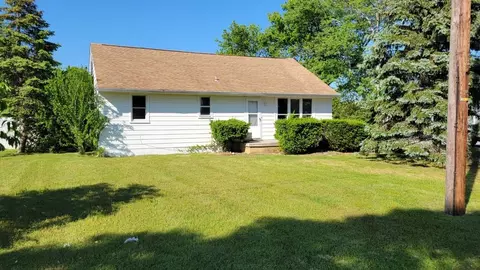 4 W Hereford Ave, Cape May Court House, NJ 08210