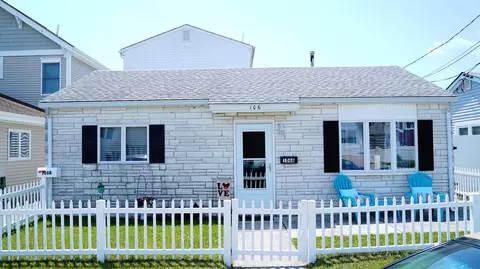 106 E Denver Ave, Wildwood Crest, NJ 08260