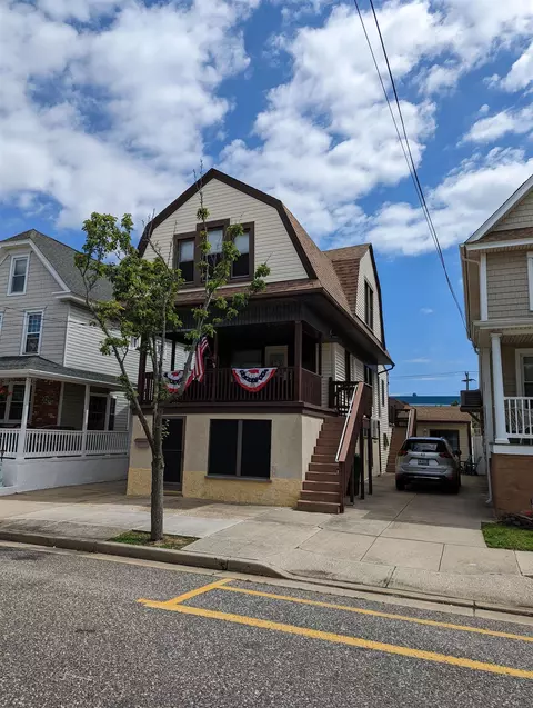 211 W Maple Ave, Wildwood, NJ 08260