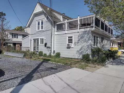 218 E Taylor Ave, Wildwood, NJ 08260