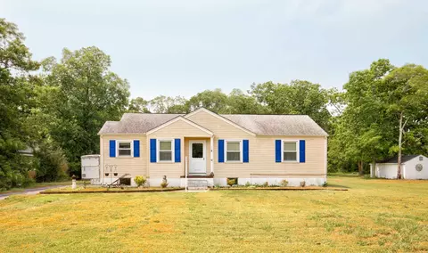 29 Swainton Goshen Rd, Cape May Court House, NJ 08210