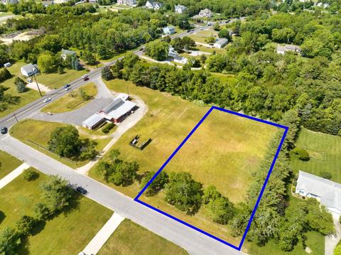 8 Conover Ln, Cape May Court House, NJ 08210