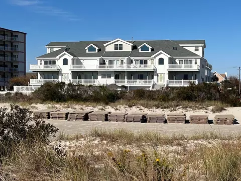 9301 Atlantic Ave #202, Wildwood Crest, NJ 08260