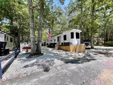 18 E St #CAROL LYNN RESORT - 33 FREEM, Woodbine, NJ 08270