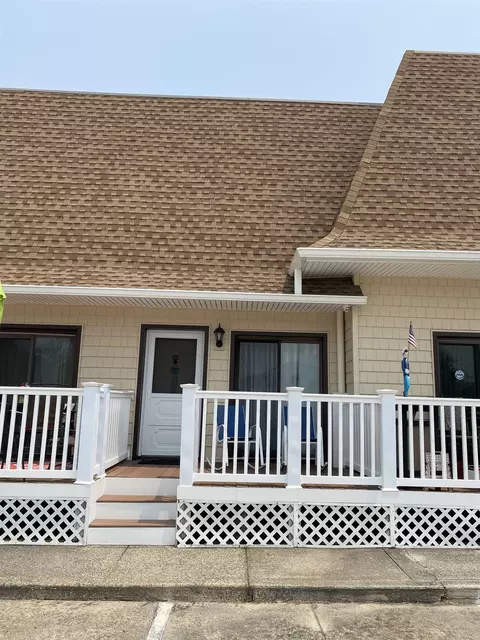 304 Allen Dr #C, North Wildwood, NJ 08260