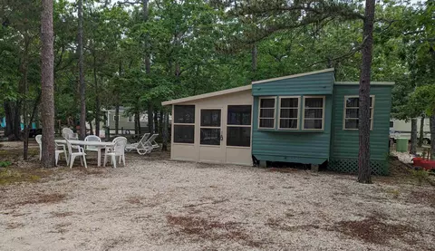 561 Corson Tavern Rd #223, Ocean View, NJ 08230