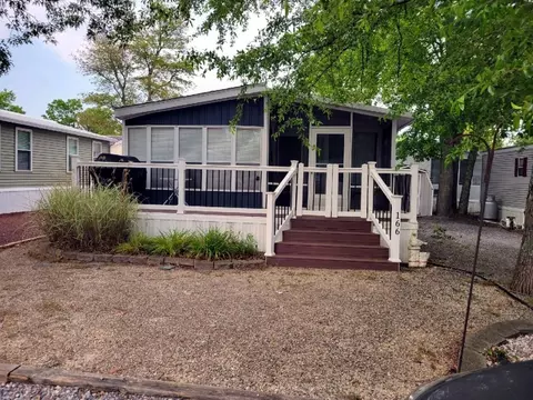 166 Edson Dr #166, Dennisville, NJ 08214