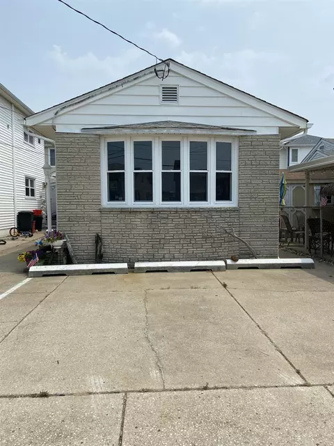225 E Syracuse Ave #225, Wildwood Crest, NJ 08260