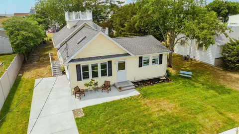 718 Arctic Ave, North Cape May, NJ 08204