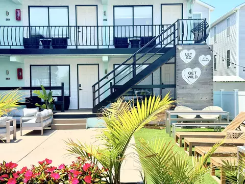 422 E 16th Ave #103, North Wildwood, NJ 08260