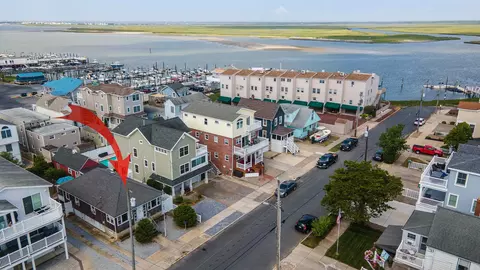 230 85th St, Sea Isle City, NJ 08243