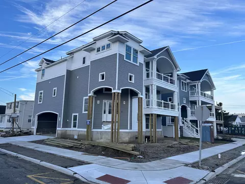 200 W 8th Ave, North Wildwood, NJ 08260