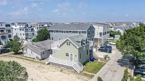 469 22nd St #B, Avalon, NJ 08202